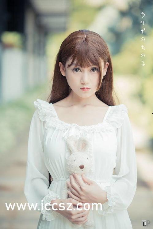 反差婊吃瓜黑料热门网曝入口,揭秘热门网曝黑料背后的真相